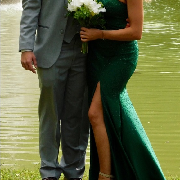 GREEN SHERRI HILL EVENING GOWN (PAGEANT/PROM DRESS) - Picture 6 of 9